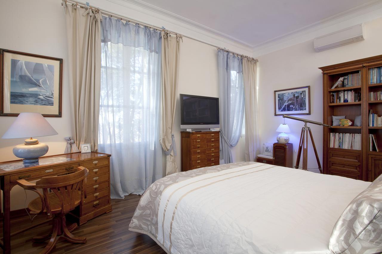 Chateau Sainte Colombe Bed & Breakfast ภายนอก รูปภาพ