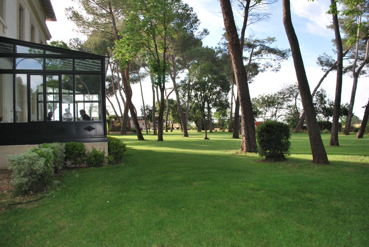 Chateau Sainte Colombe Bed & Breakfast ภายนอก รูปภาพ