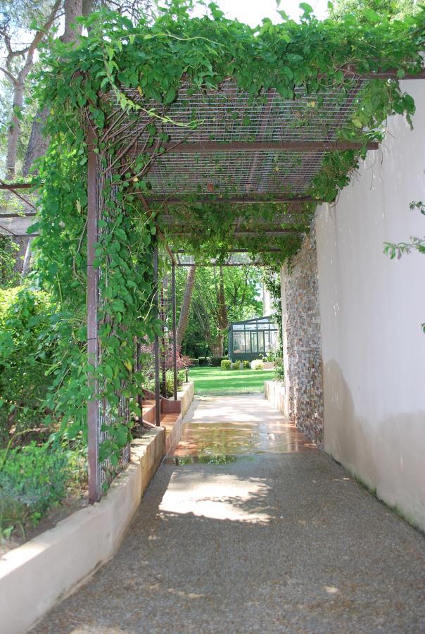 Chateau Sainte Colombe Bed & Breakfast ภายนอก รูปภาพ